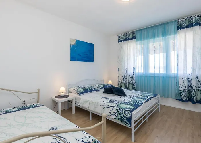 Apartamento In *